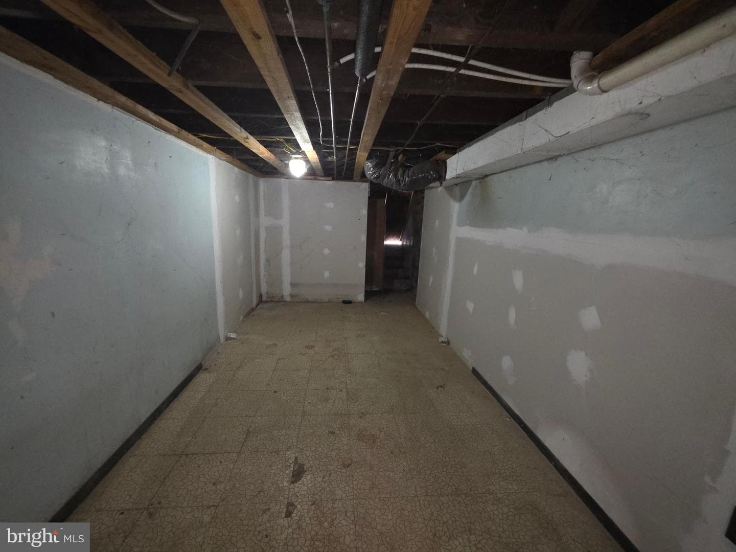 127 E Lee Street photo 33