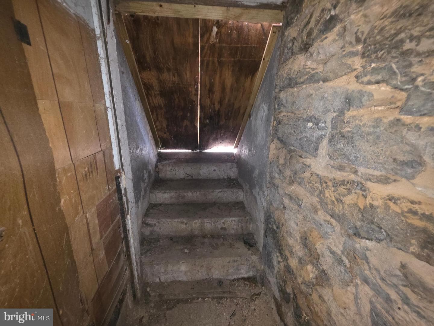 127 E Lee Street photo 34