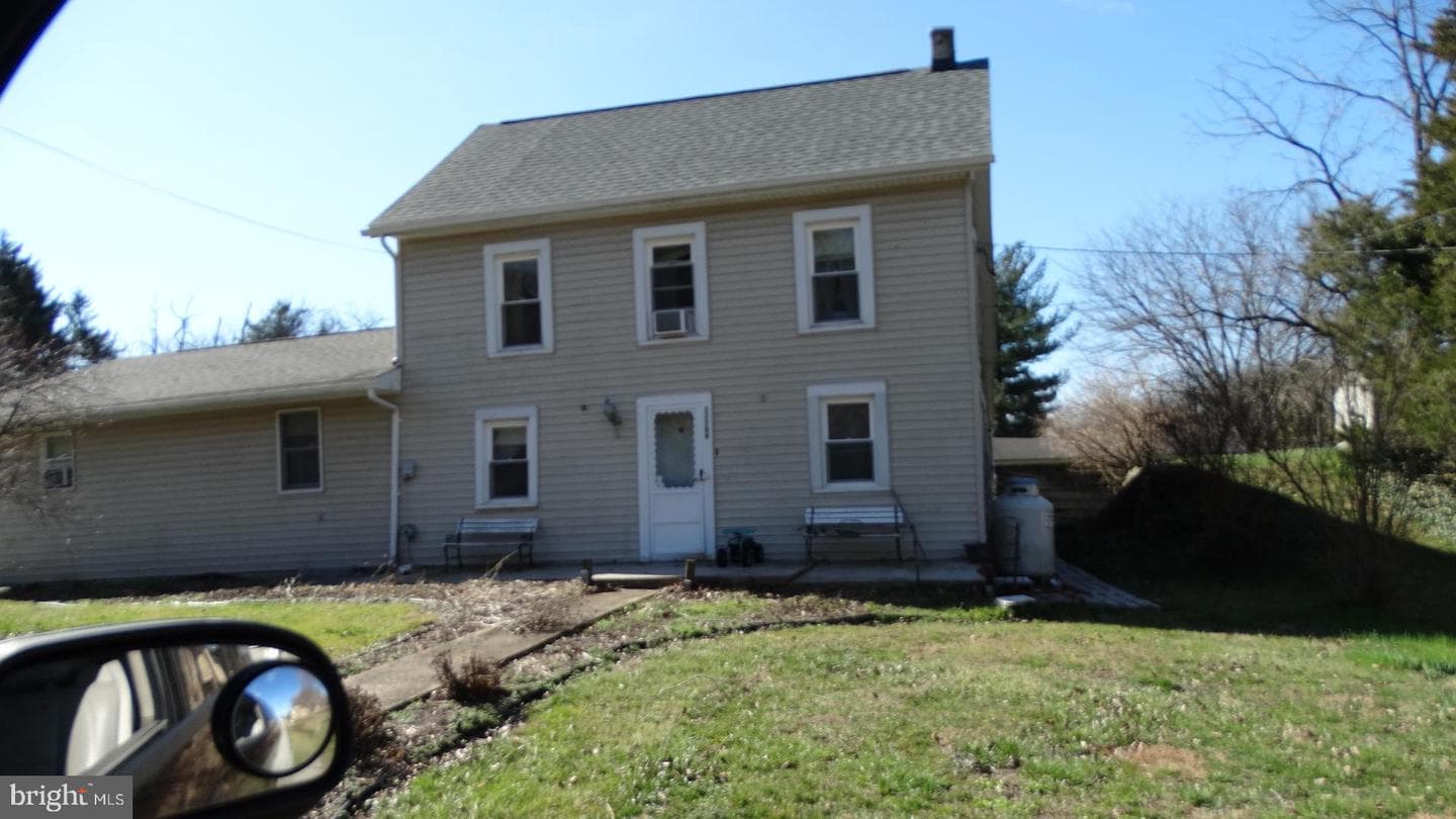 22209 Pondsville Road photo 13
