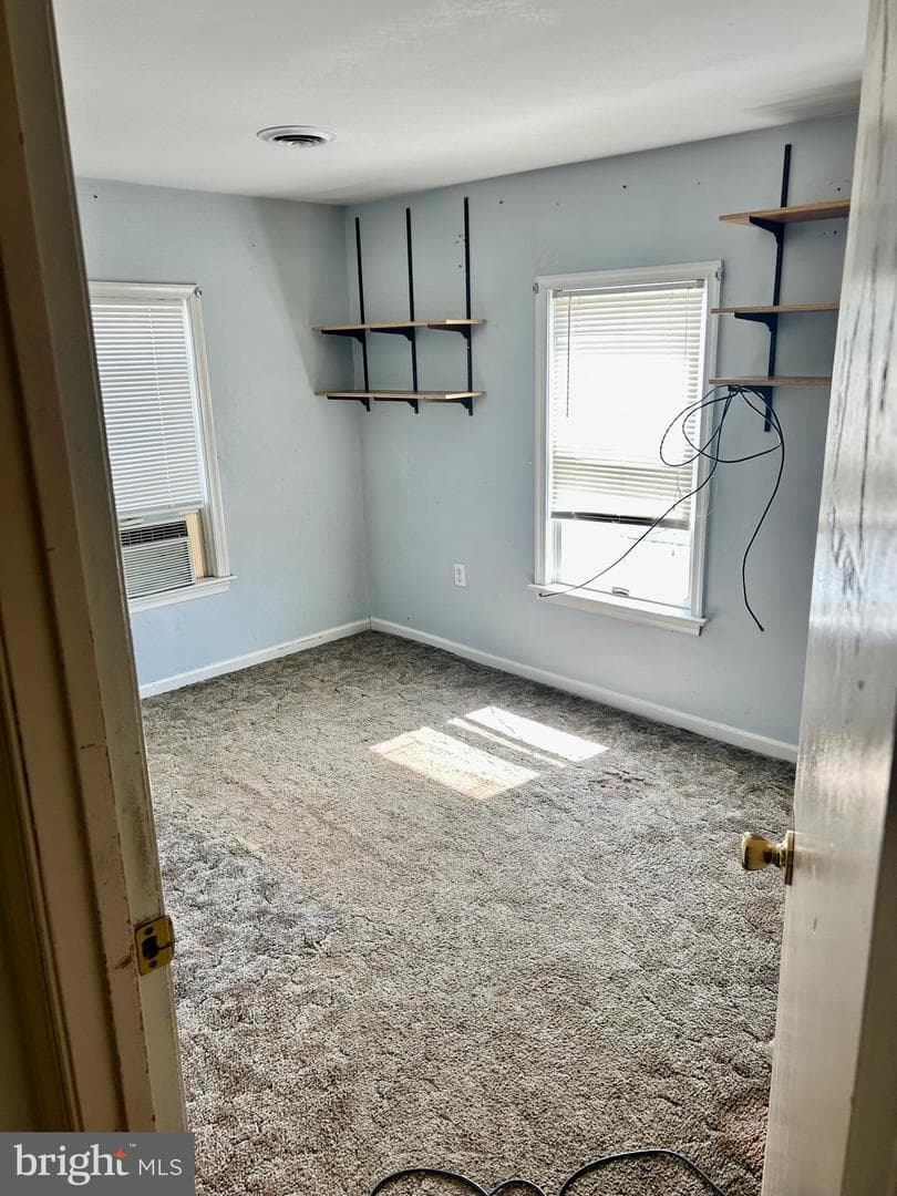 9 Berner Avenue photo 16