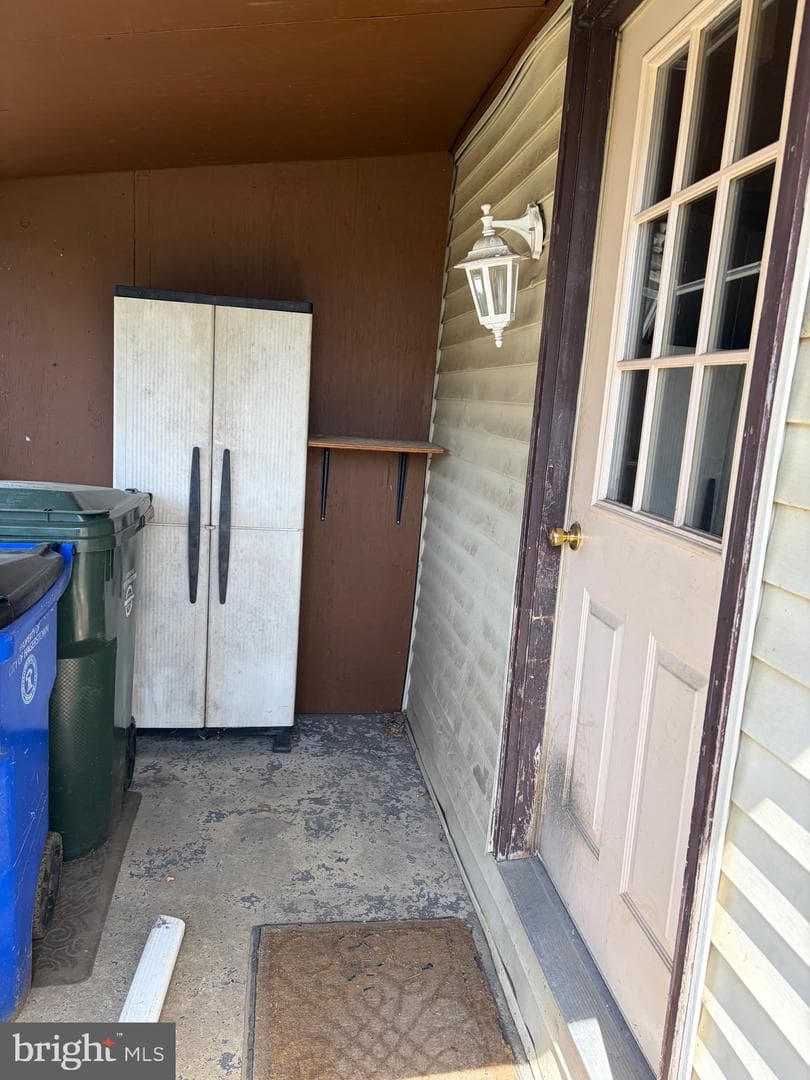 9 Berner Avenue photo 29