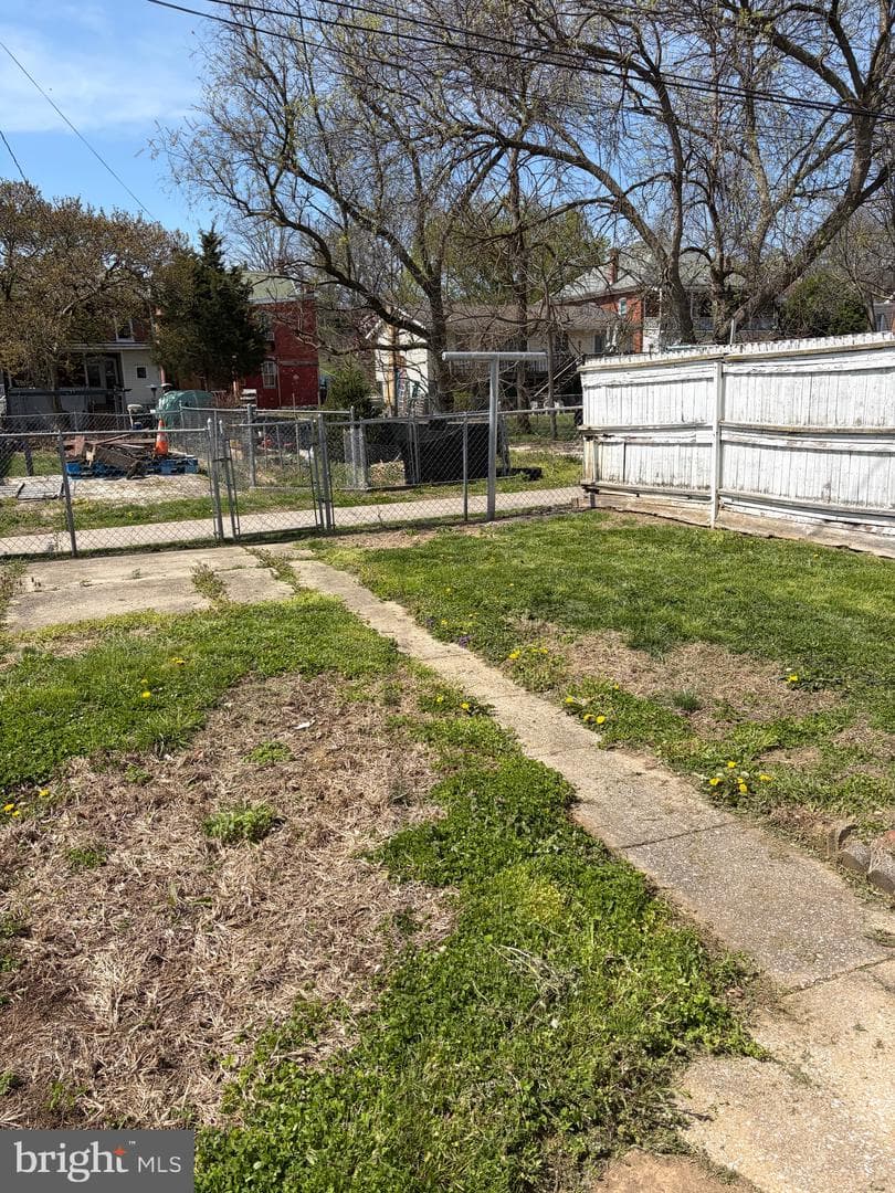 9 Berner Avenue photo 30