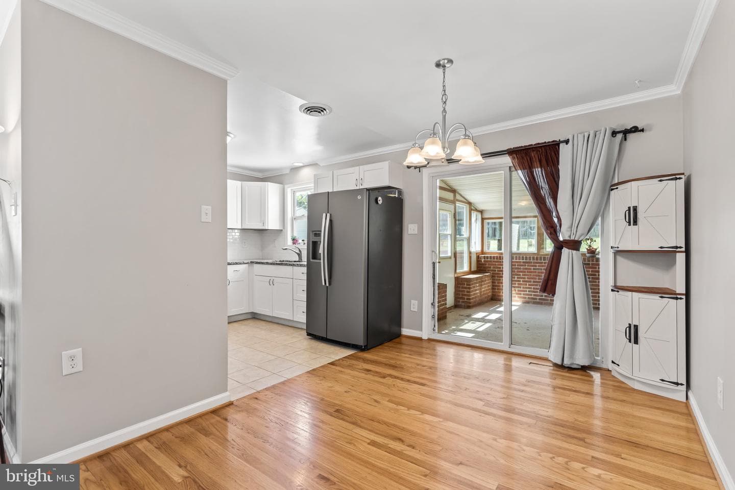 13810 Weber photo 13