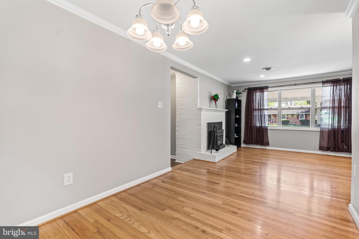 13810 Weber photo 14