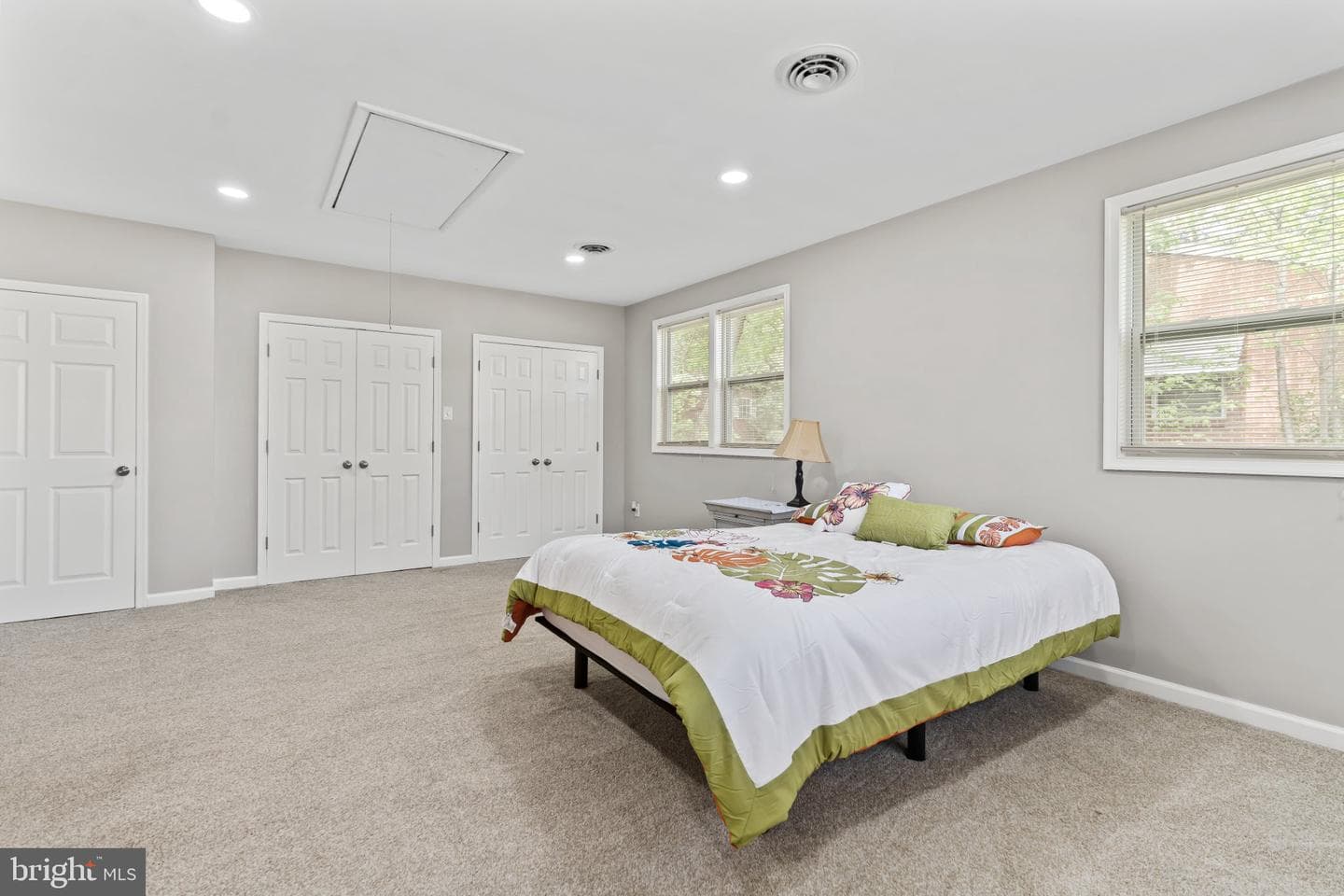 13810 Weber photo 24