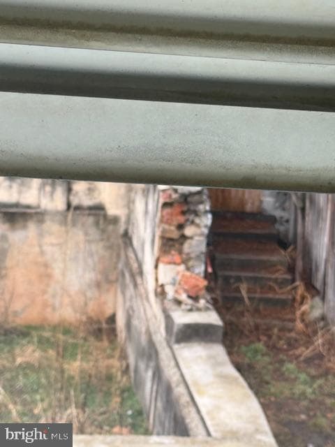 112 N Conococheague Street photo 17