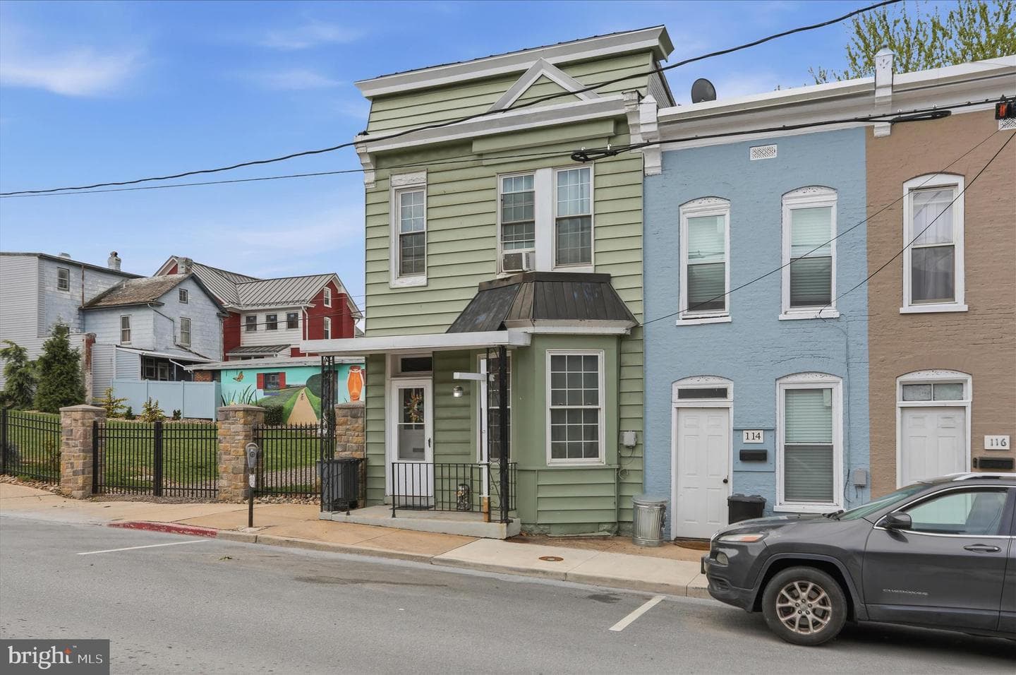 112 N Conococheague Street photo 4