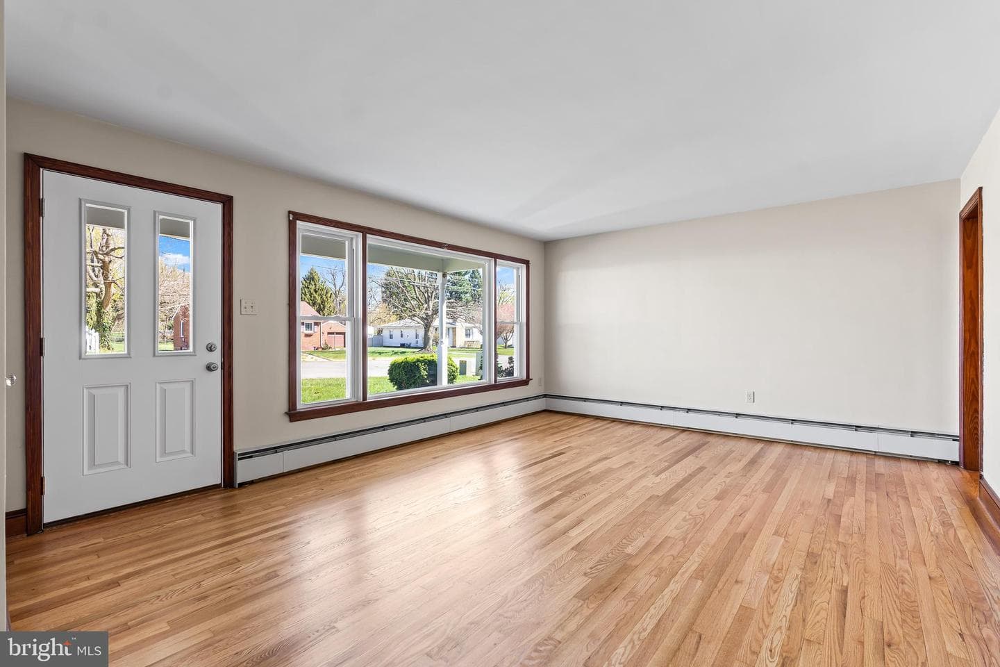 17521 Gay Street photo 7