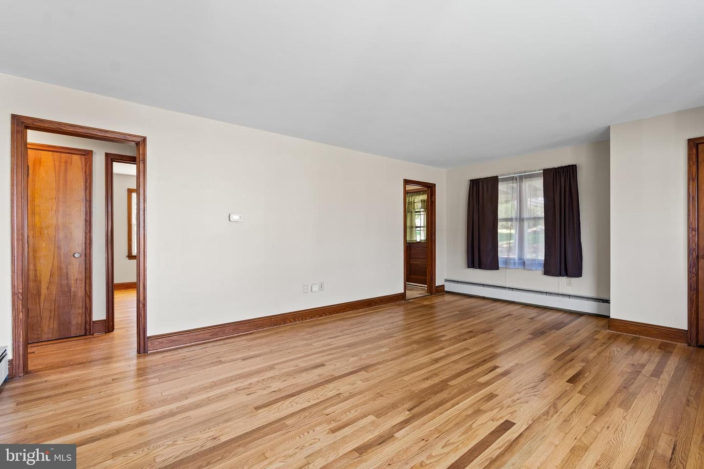 17521 Gay Street photo 9