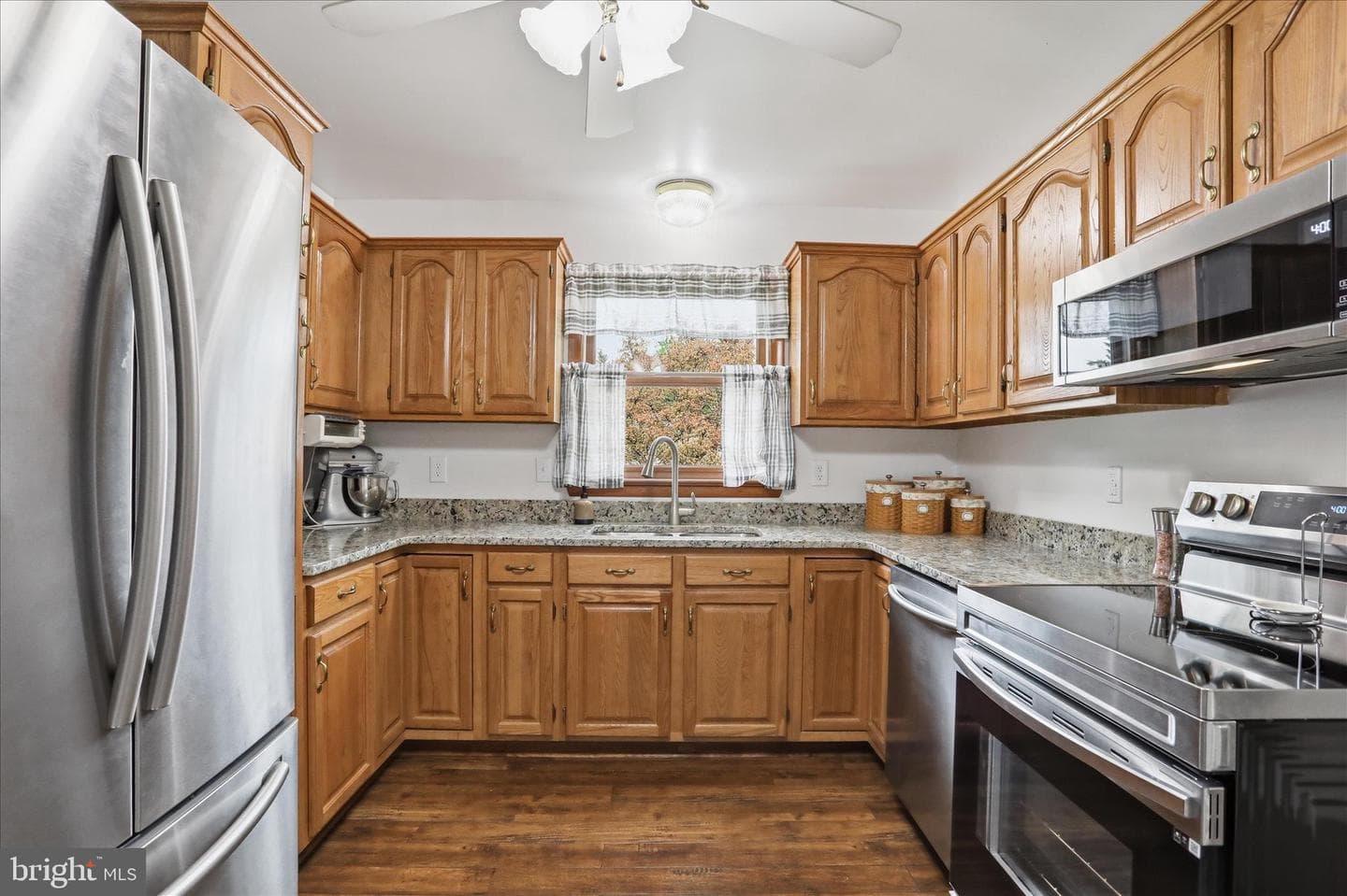 9 Dartmouth Drive photo 16