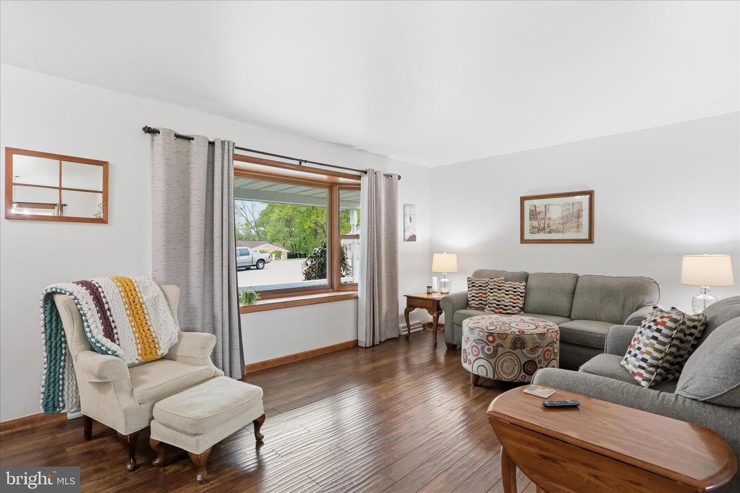 9 Dartmouth Drive photo 34