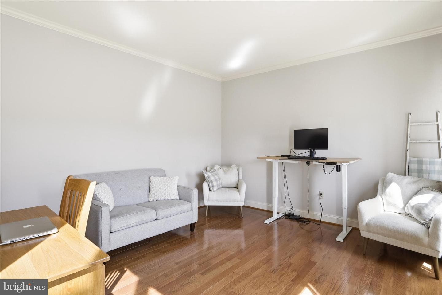 220 Montclair Court photo 6