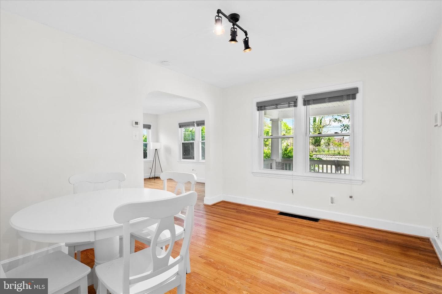 402 Guilford Avenue photo 6