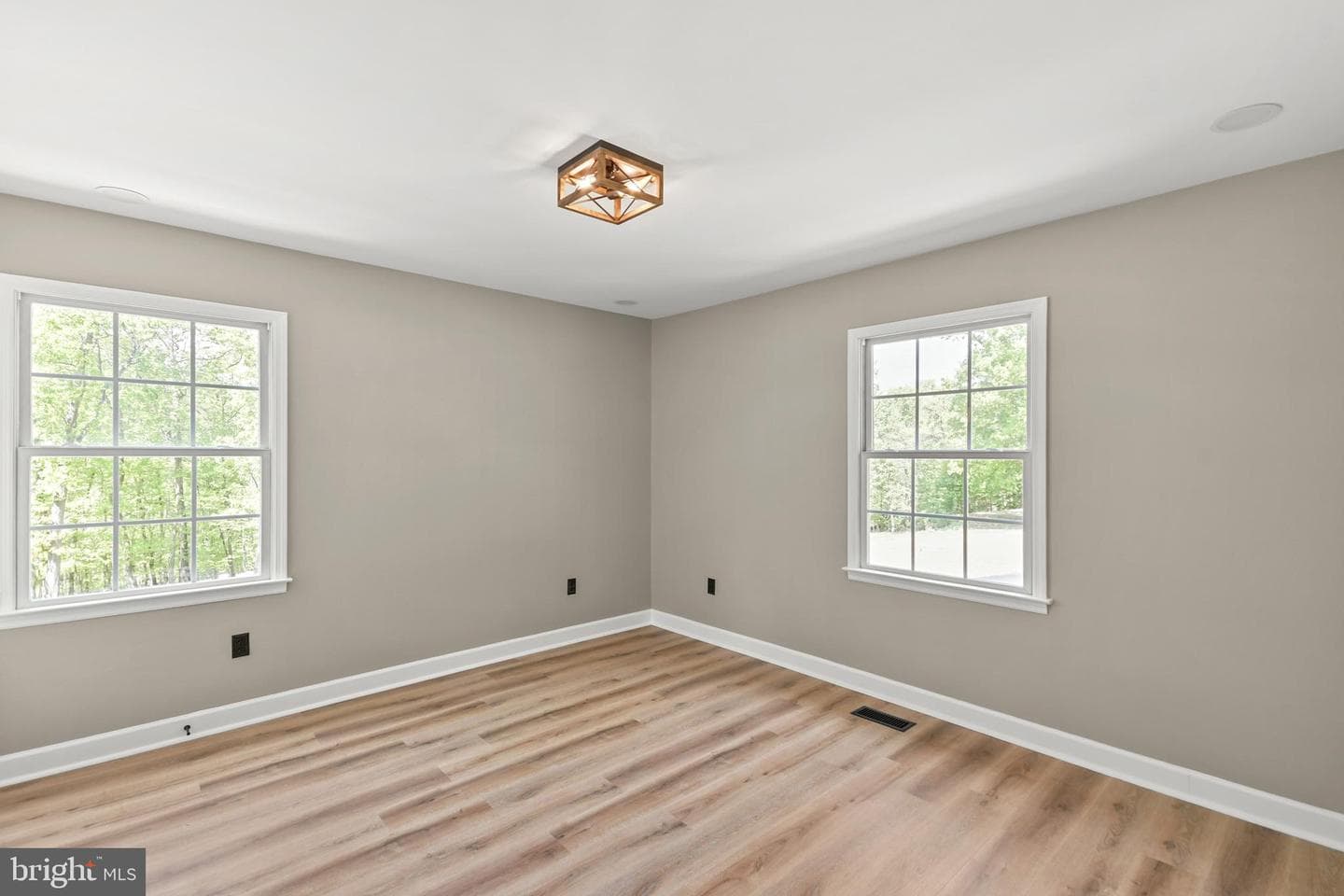 4850 Porterstown Road photo 49