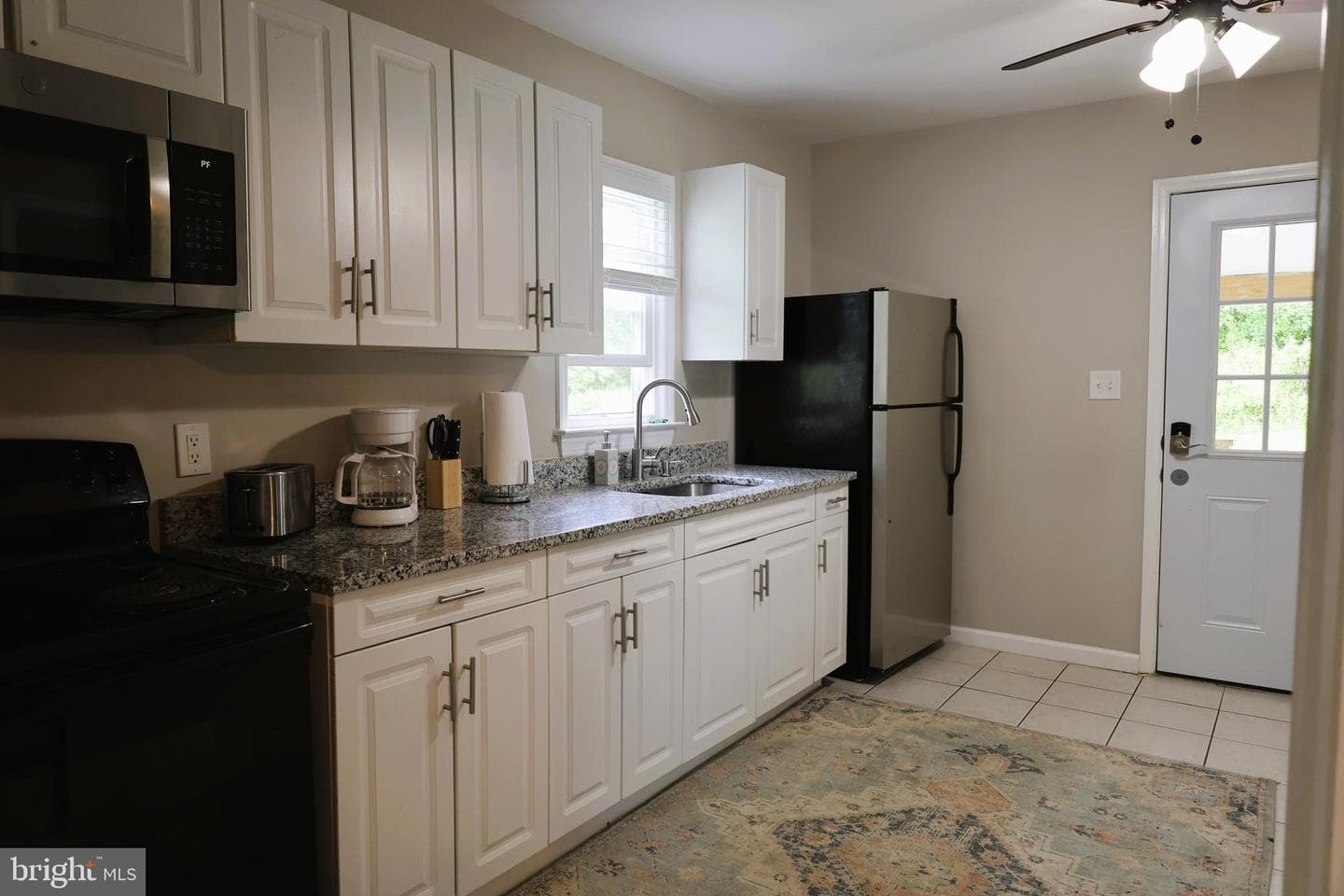 12463 Gateway Avenue photo 7