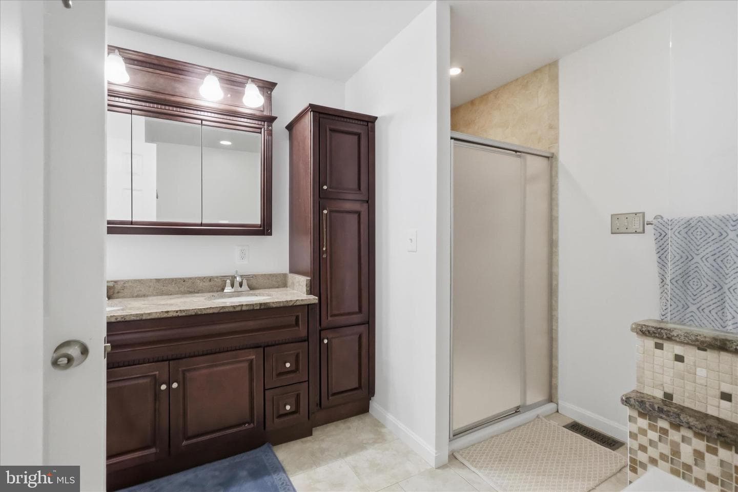 1813 Winston Drive photo 14