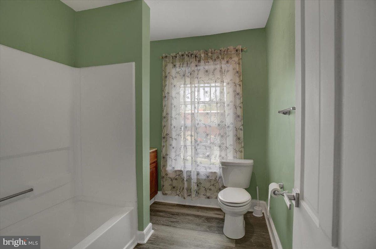 131 W Church Street photo 11