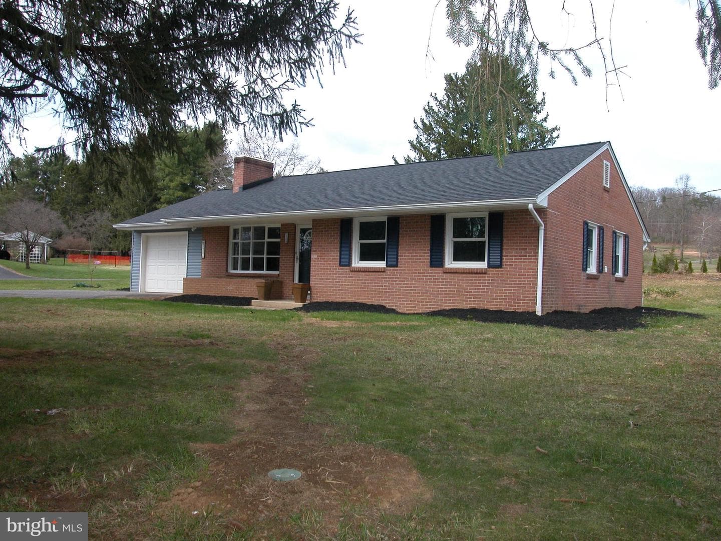 7504 Millstone Road photo 10