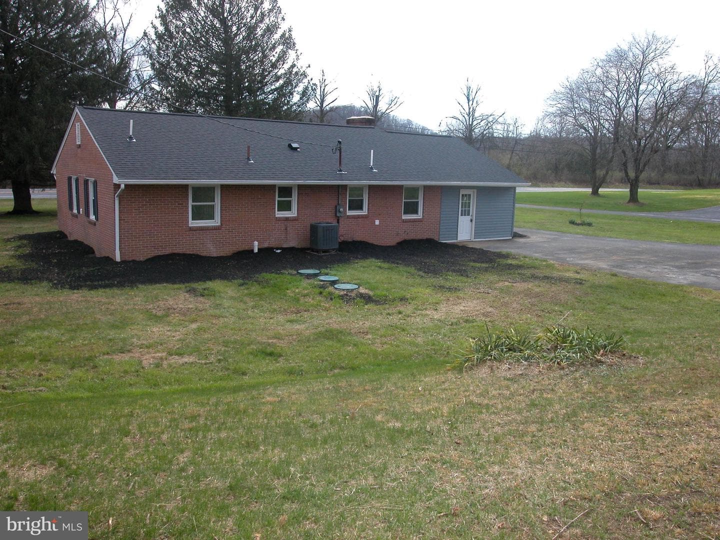7504 Millstone Road photo 35