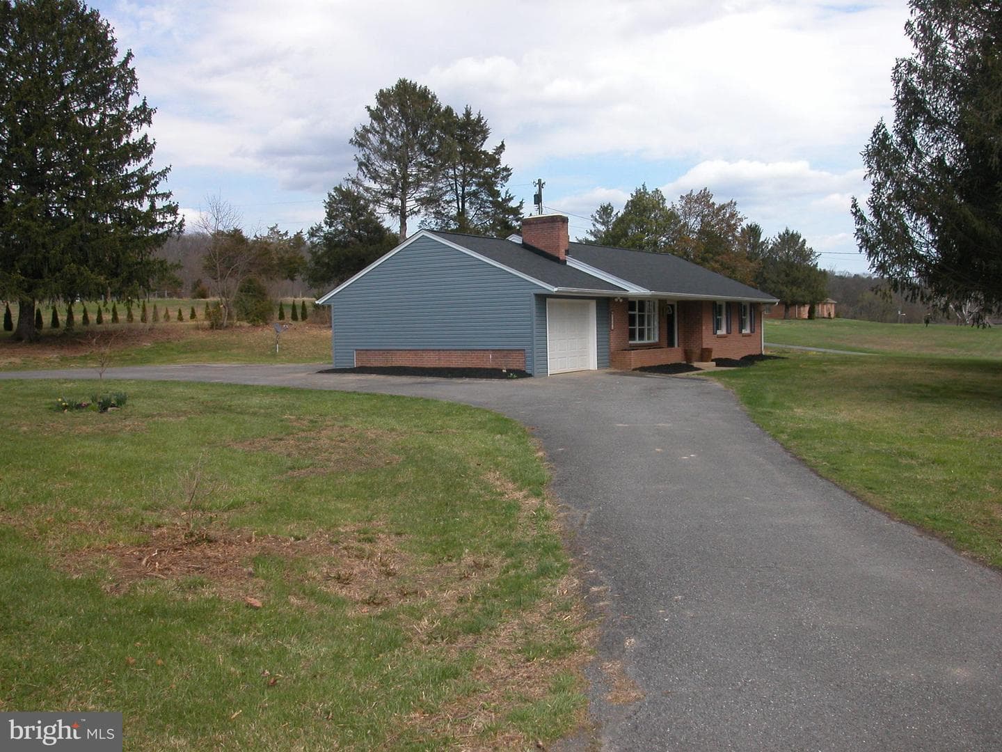 7504 Millstone Road photo 36