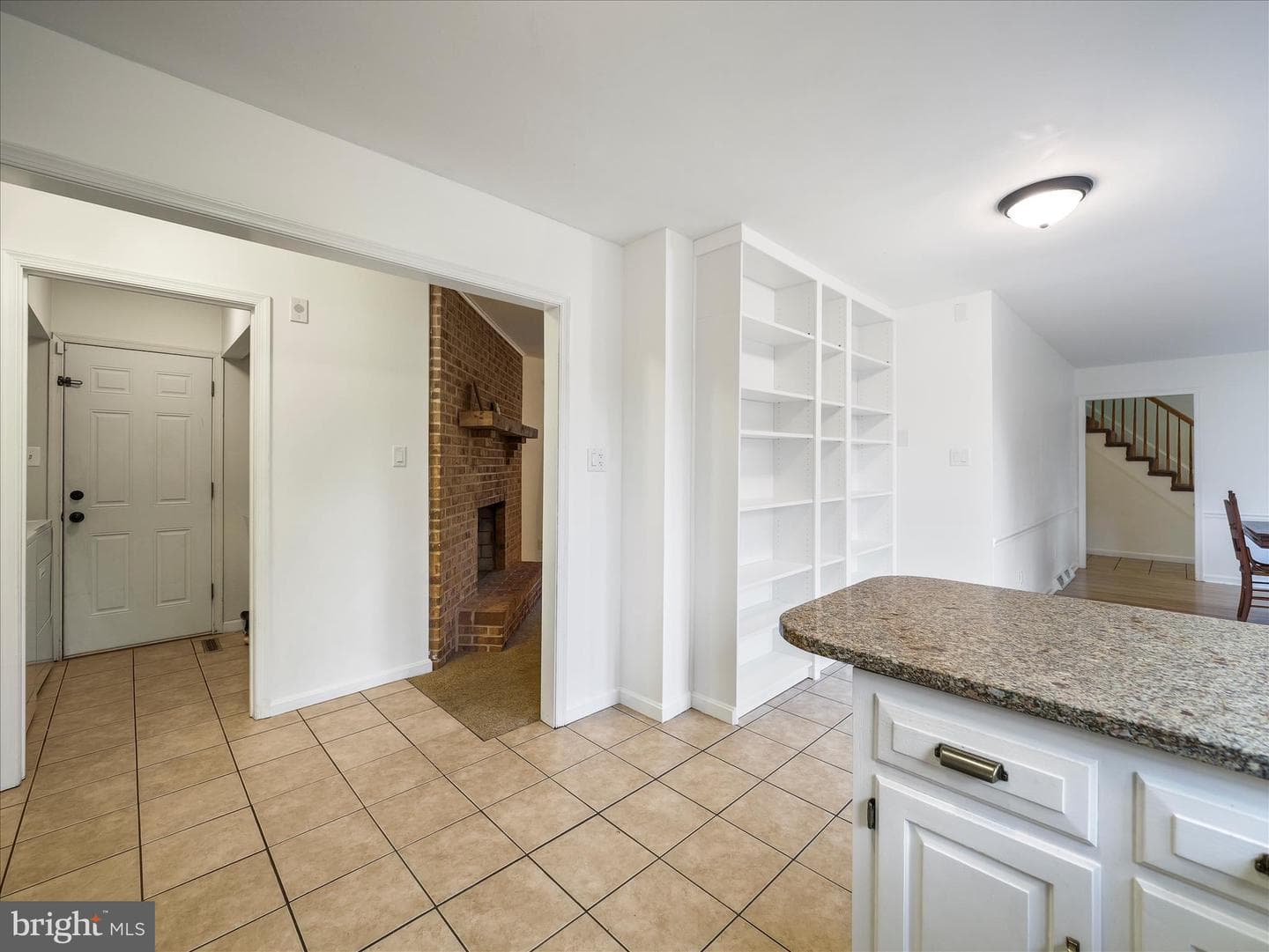 9358 Childacrest Drive photo 10