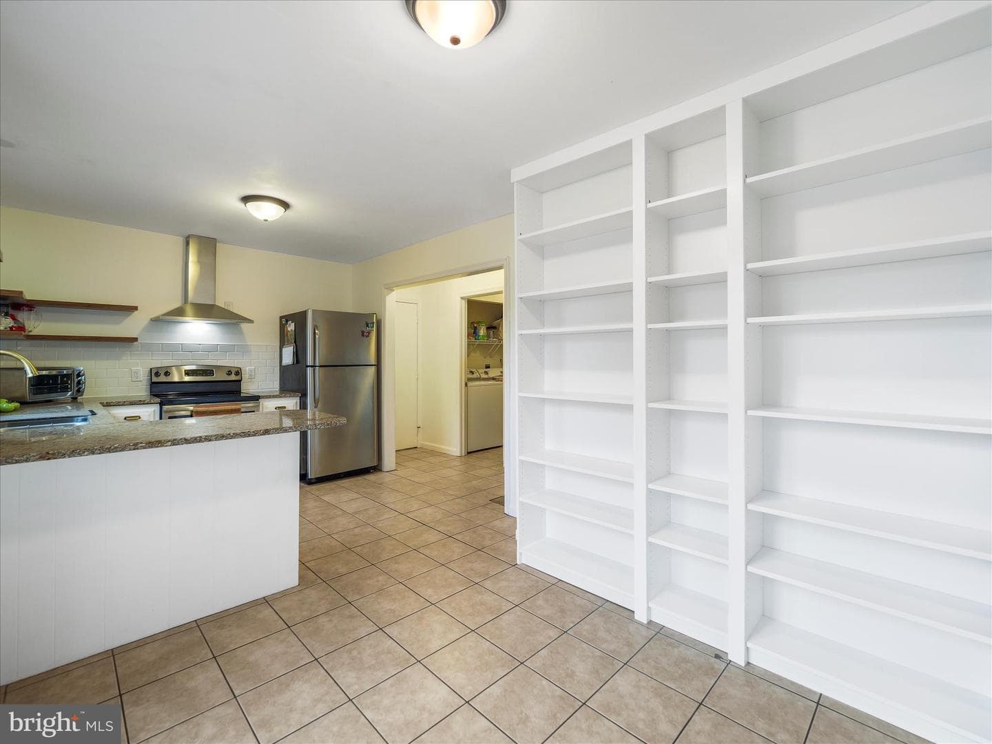 9358 Childacrest Drive photo 6