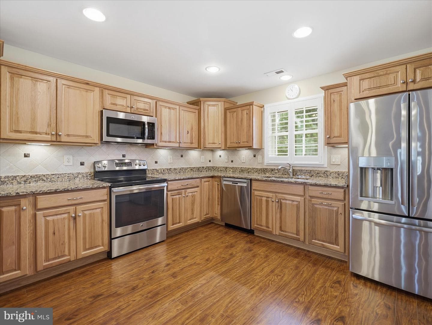 18208 Wisteria Way photo 4