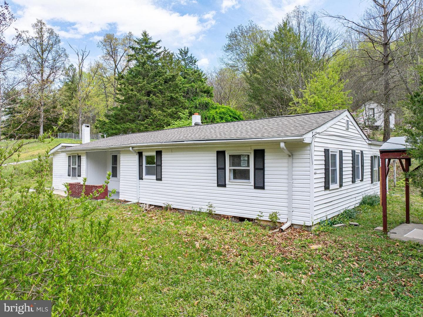 10635 Crystal Falls Dr, Hagerstown