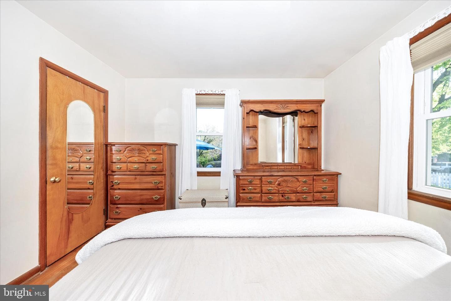 3 E Chestnut Street photo 28