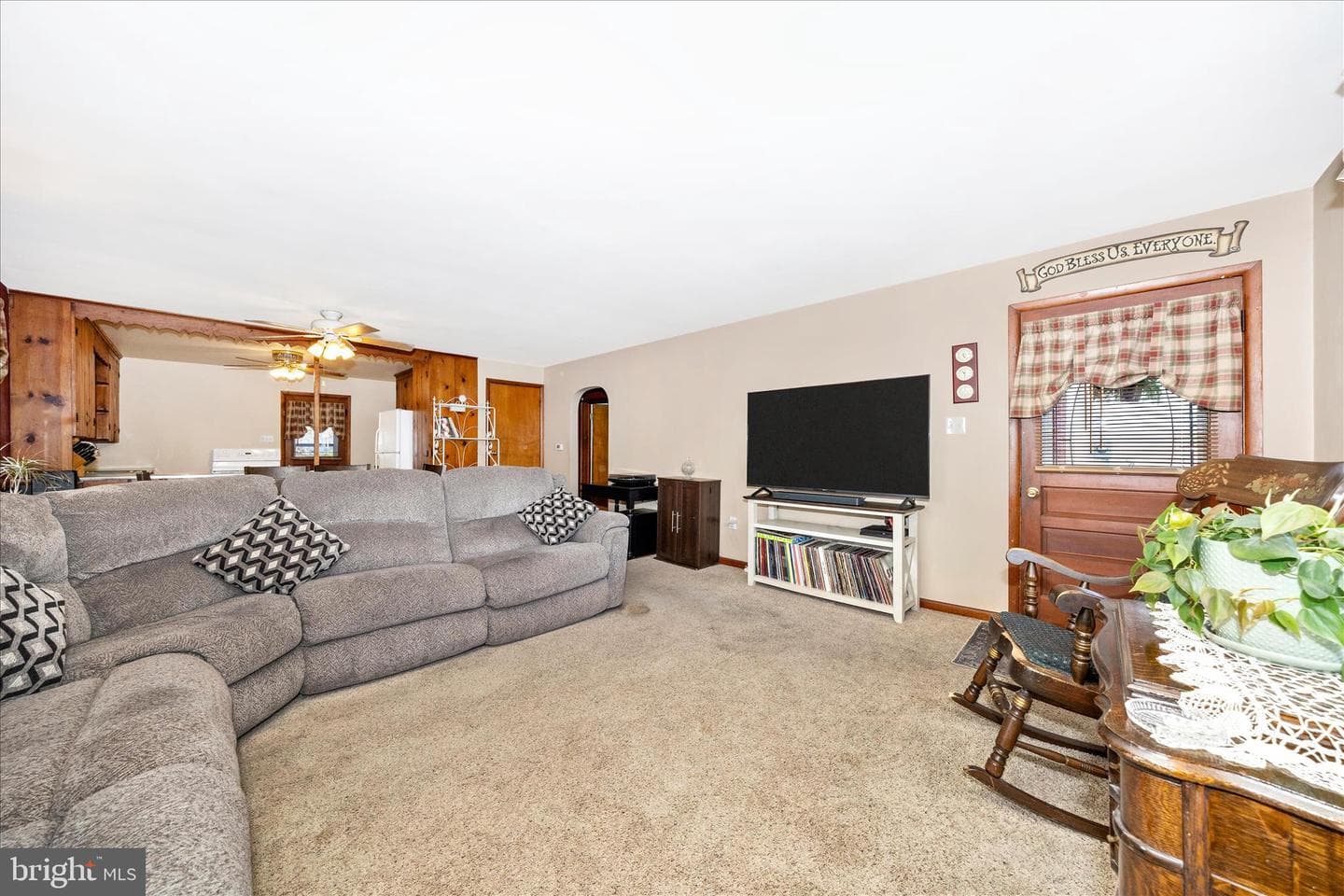 3 E Chestnut Street photo 5