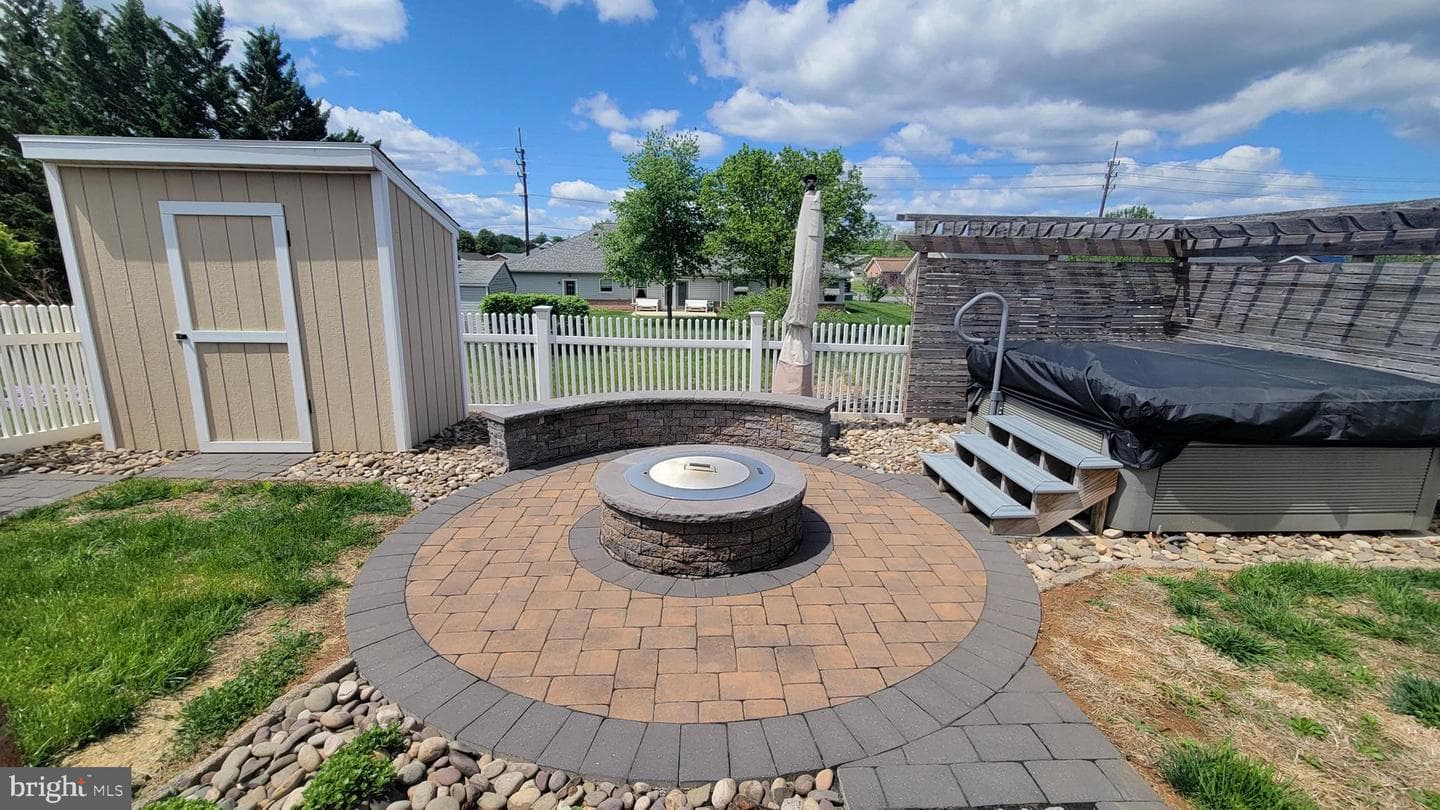 1227 Grand Legacy Drive photo 14