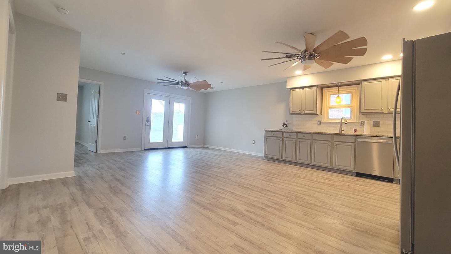 1227 Grand Legacy Drive photo 6