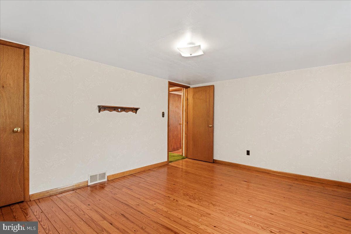 132 Washington Street photo 30