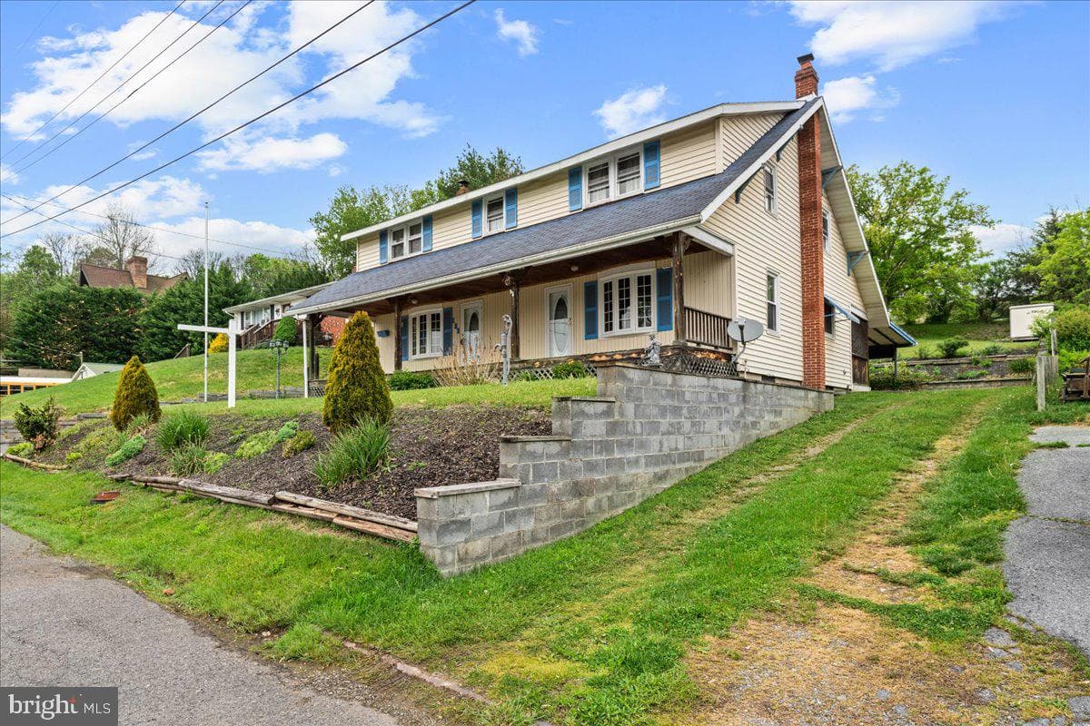 132 Washington Street photo 6