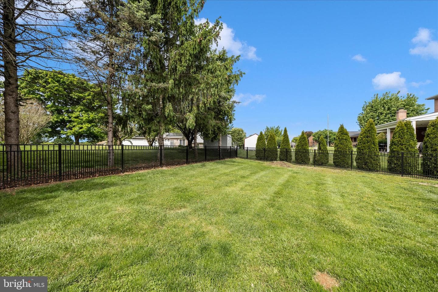 21 Carriage Hill Drive photo 42