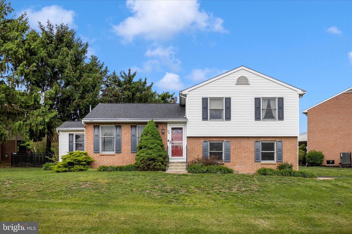 21 Carriage Hill Drive photo 43