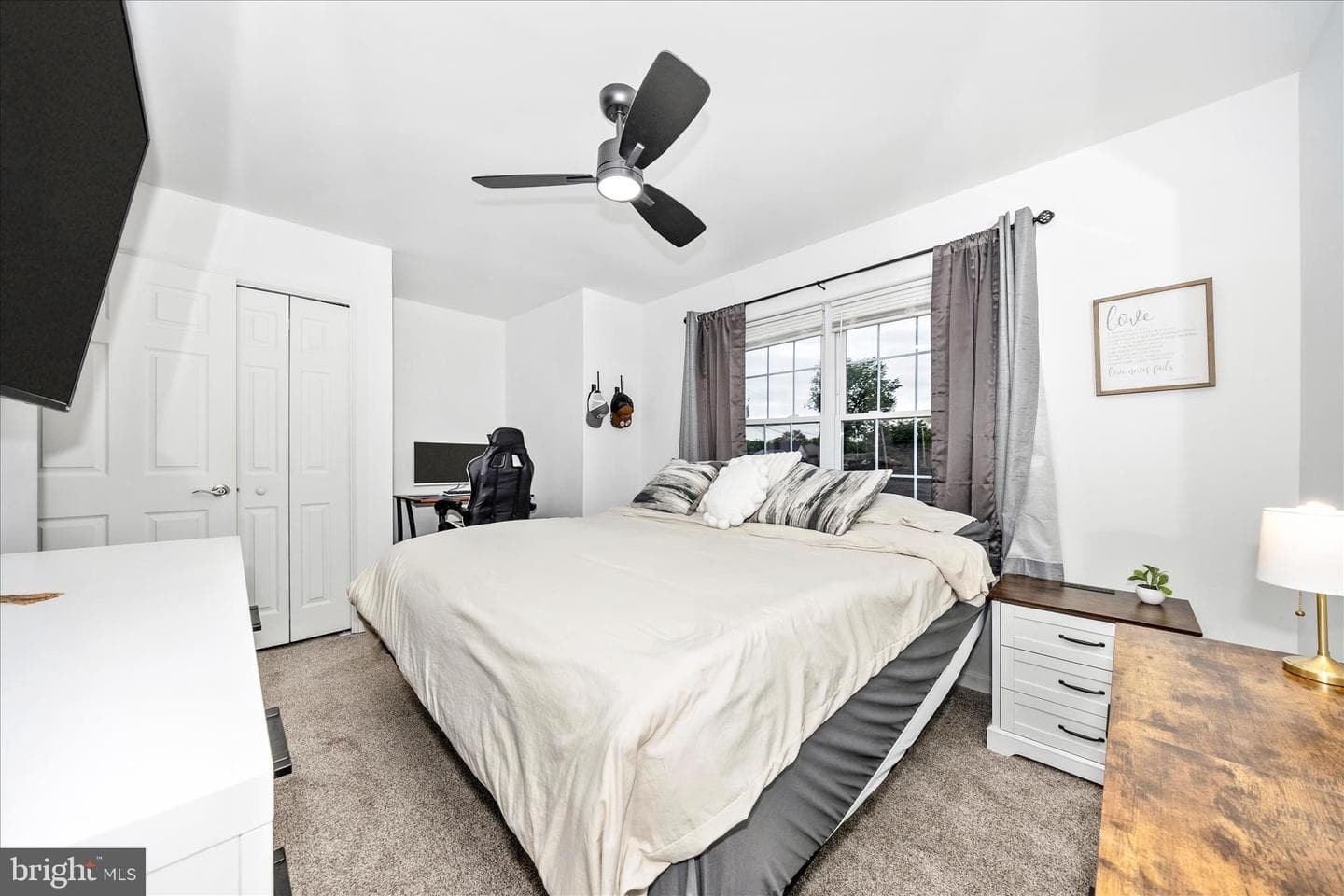 916 Harwood Road photo 28