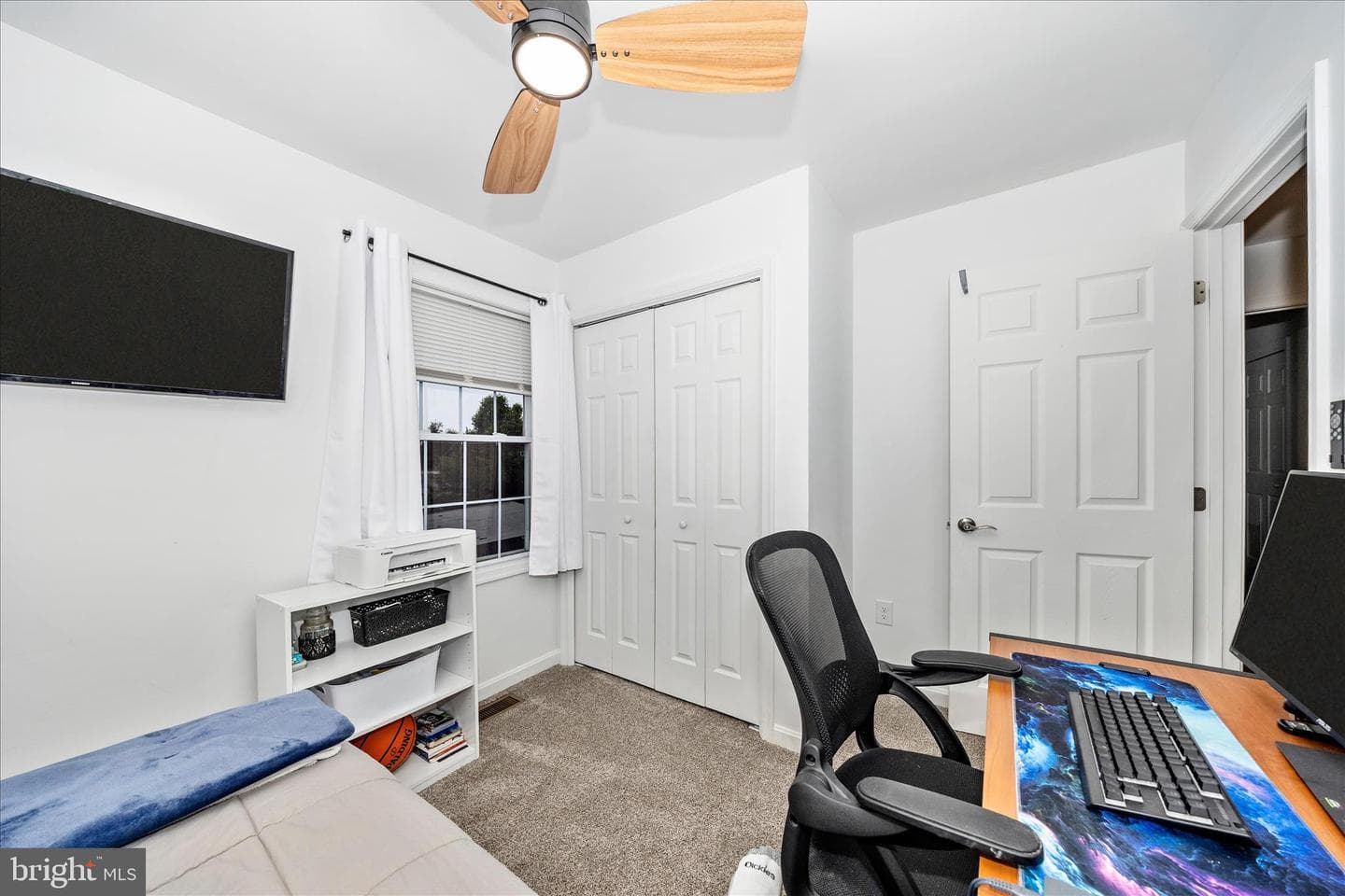 916 Harwood Road photo 30