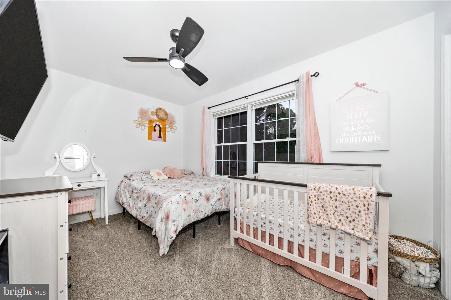 916 Harwood Road photo 33