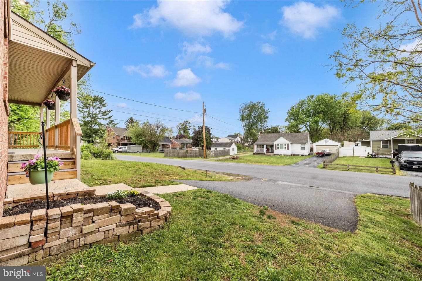 916 Harwood Road photo 45