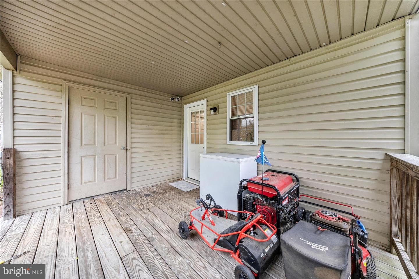 916 Harwood Road photo 51