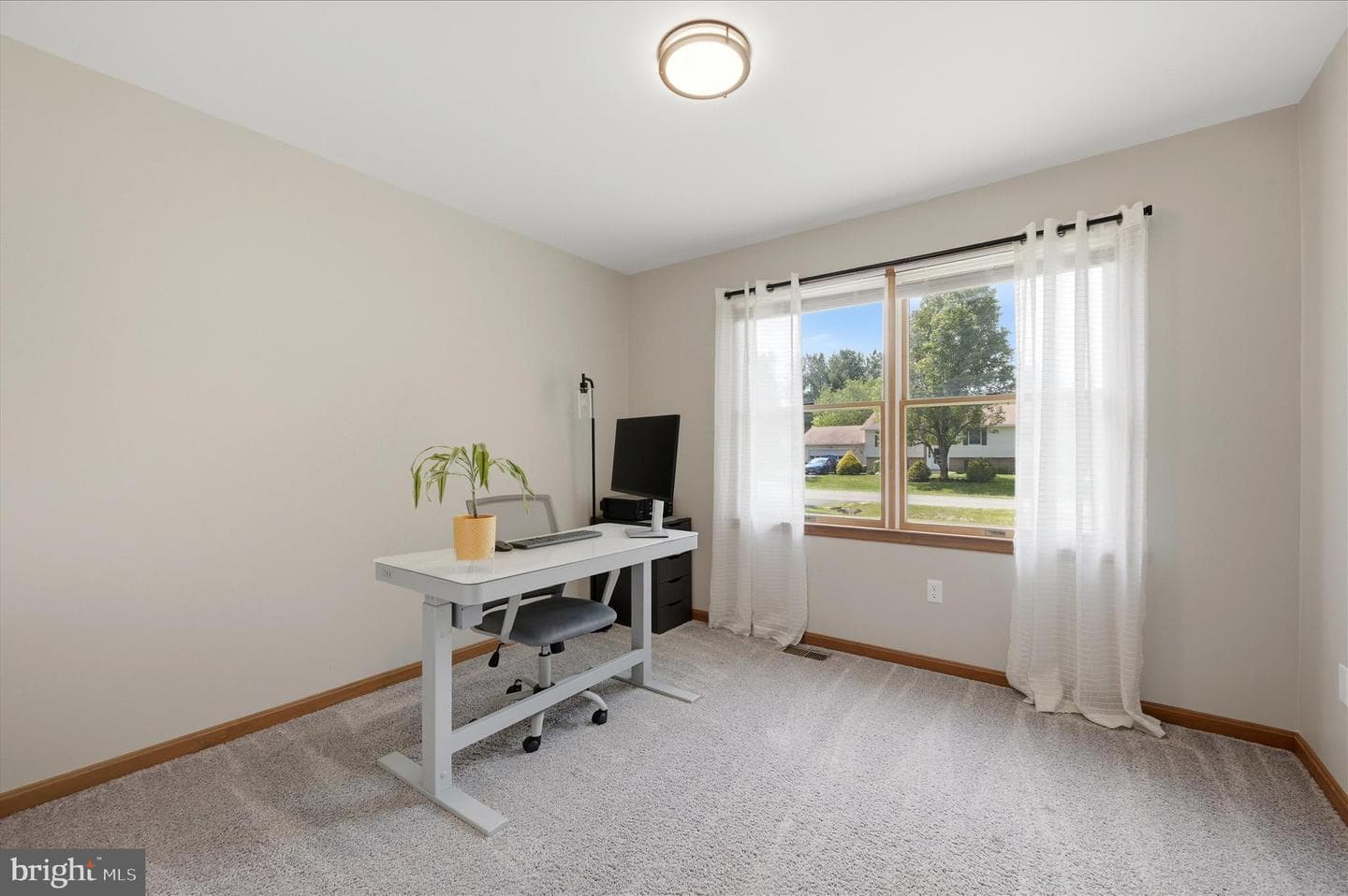 4 Millrace Lane photo 35