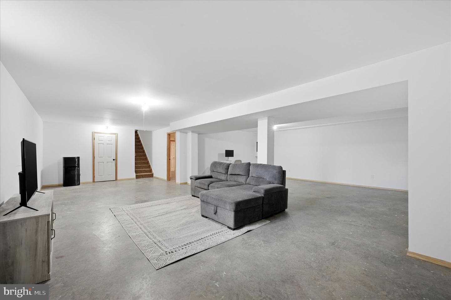 4 Millrace Lane photo 37