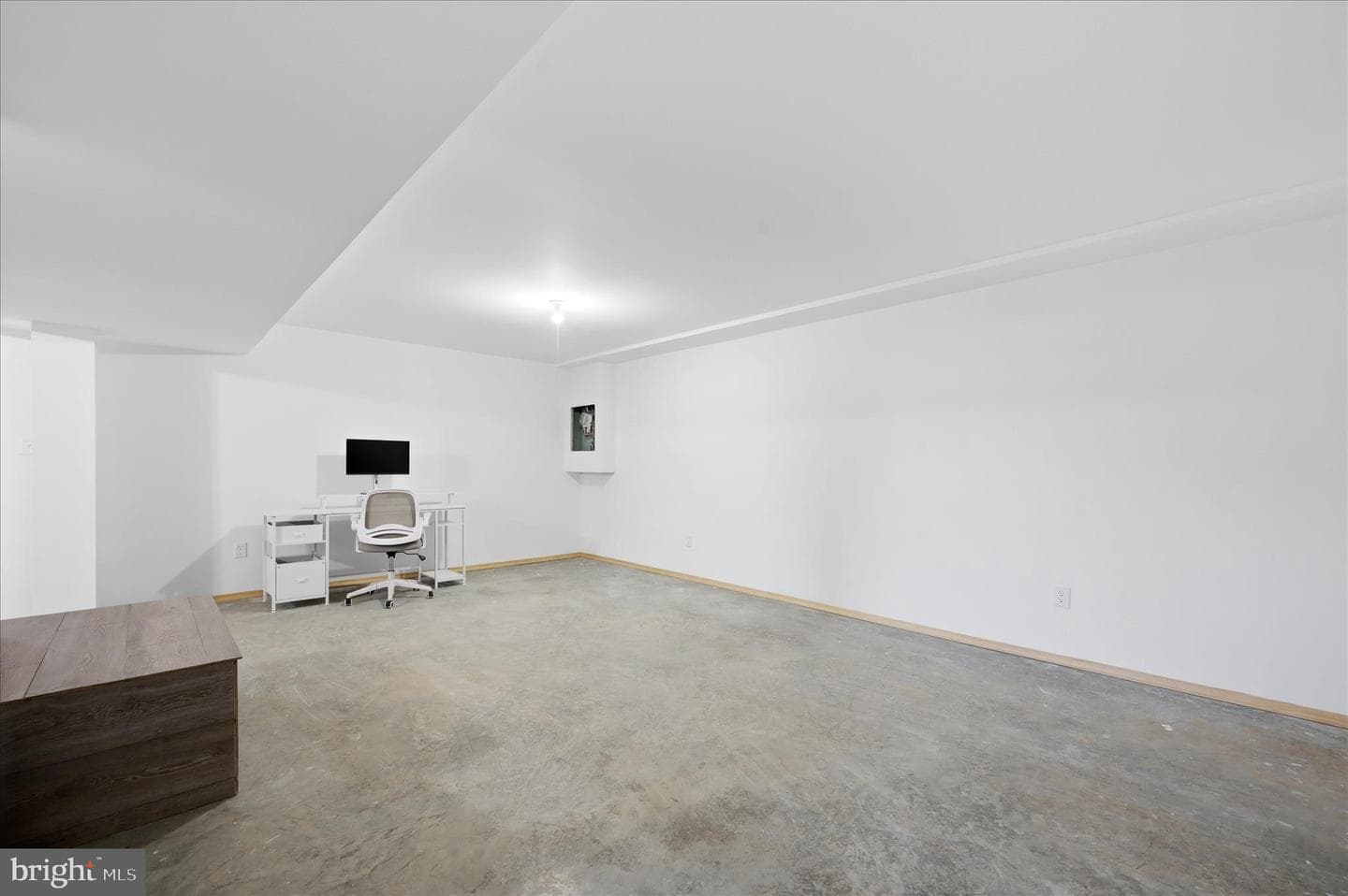 4 Millrace Lane photo 38