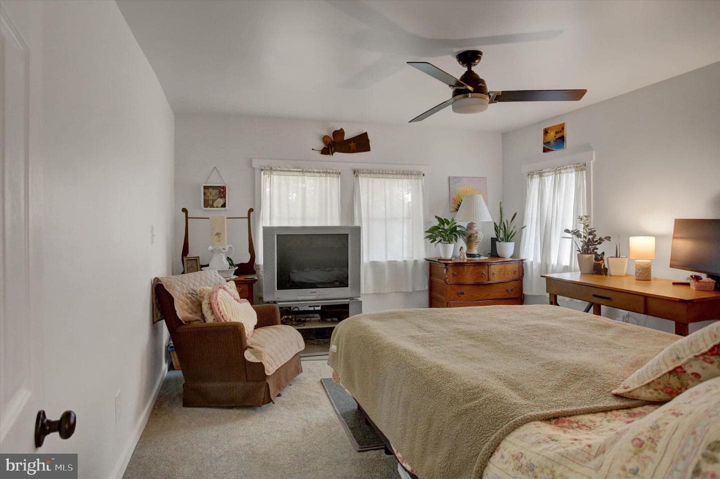 16458 Fairview Road photo 17