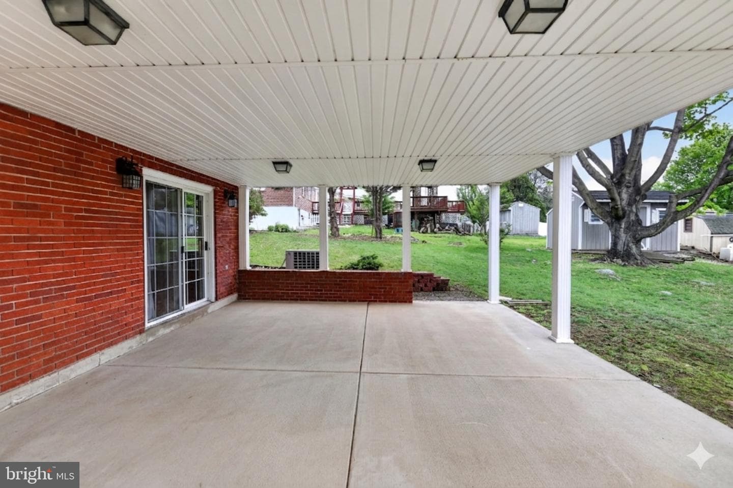 227 Daycotah Avenue photo 34