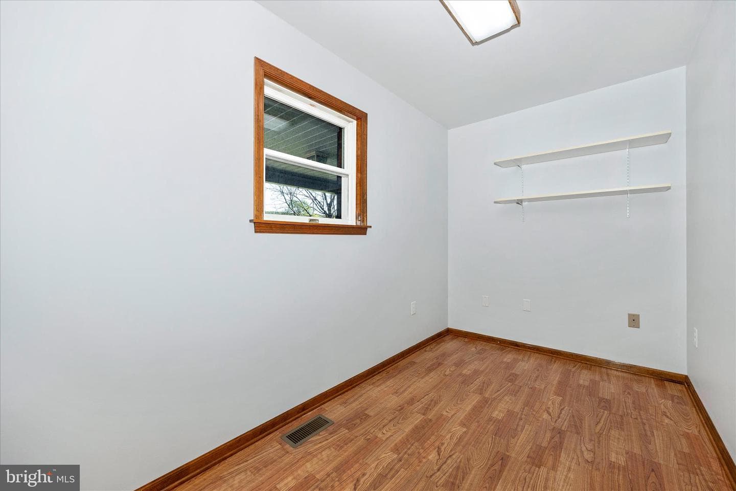 19231 Deer Path photo 23