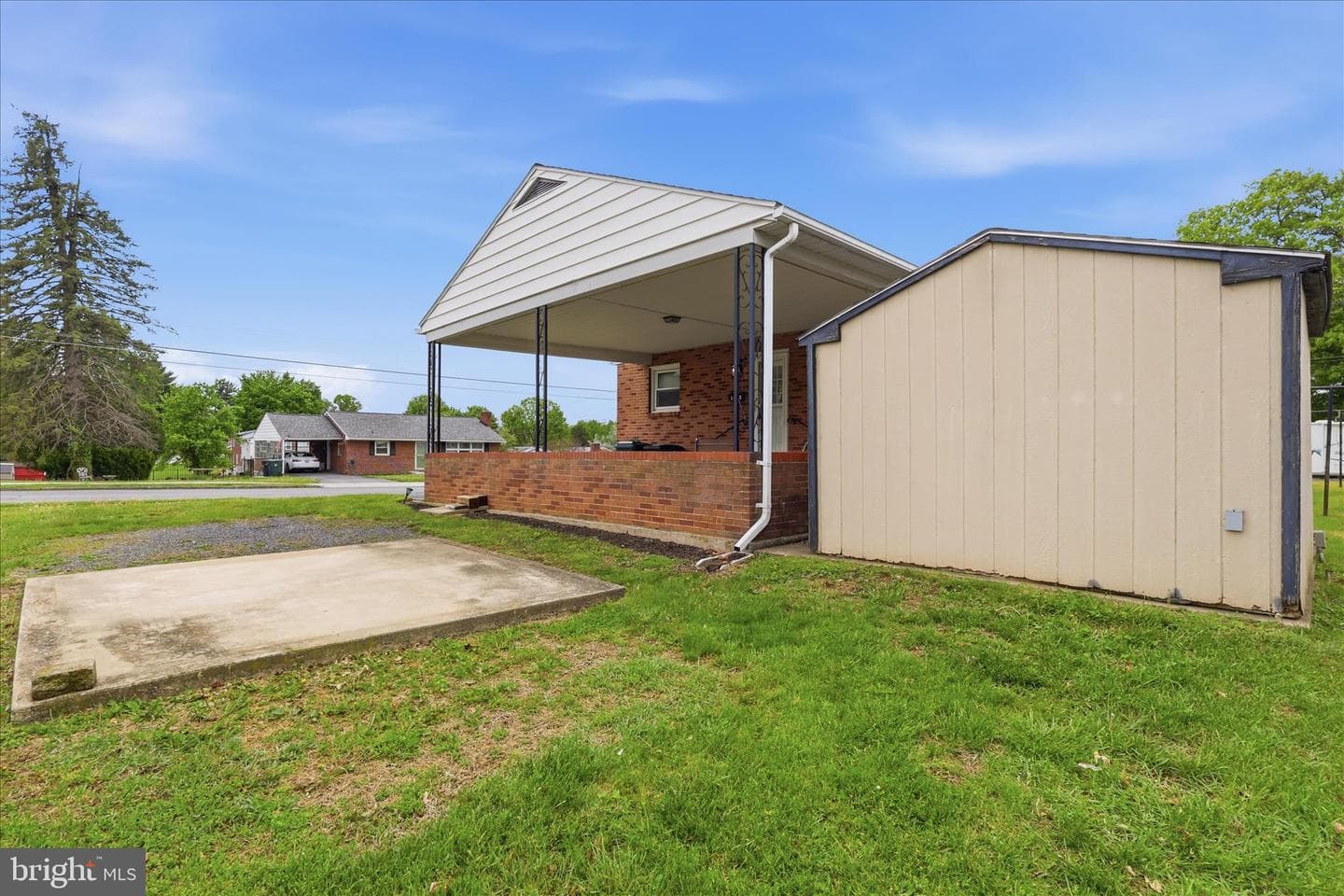 1440 W Church Street photo 40
