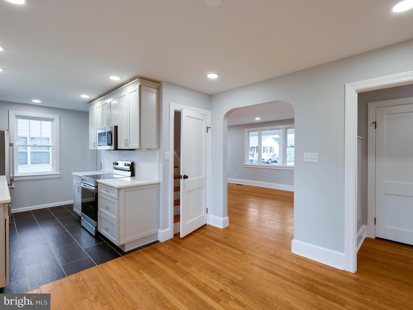 25 Young Avenue photo 12