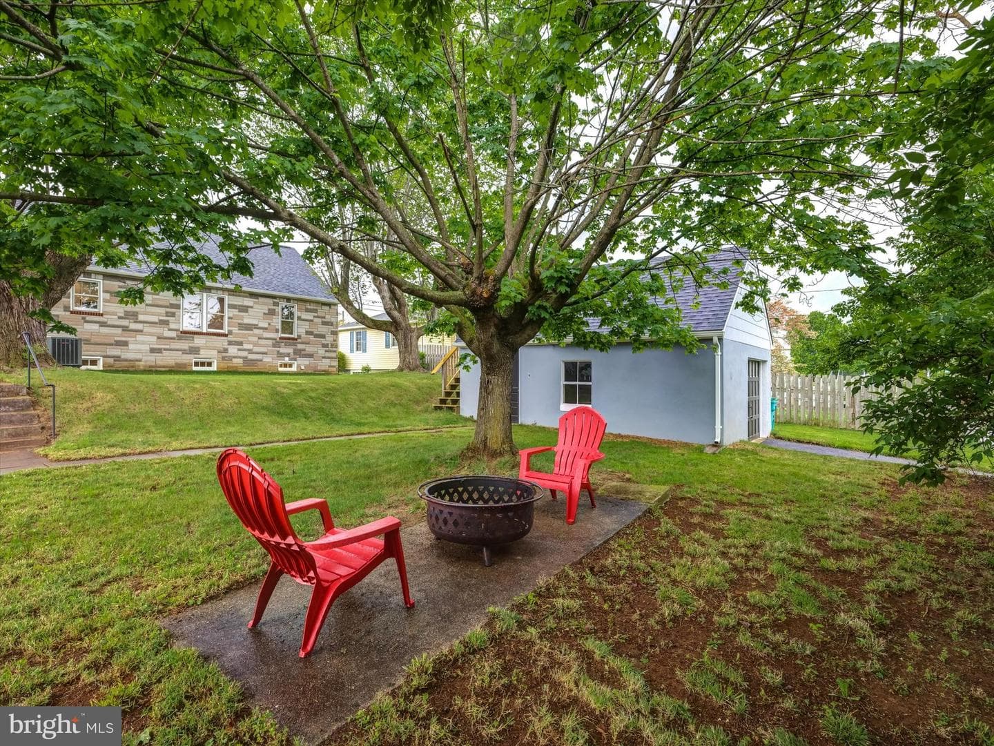 25 Young Avenue photo 42